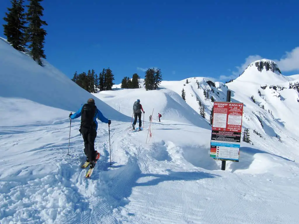 Mt Baker Lodge & Backcountry Tour-O-Rama.. up the snow trail..