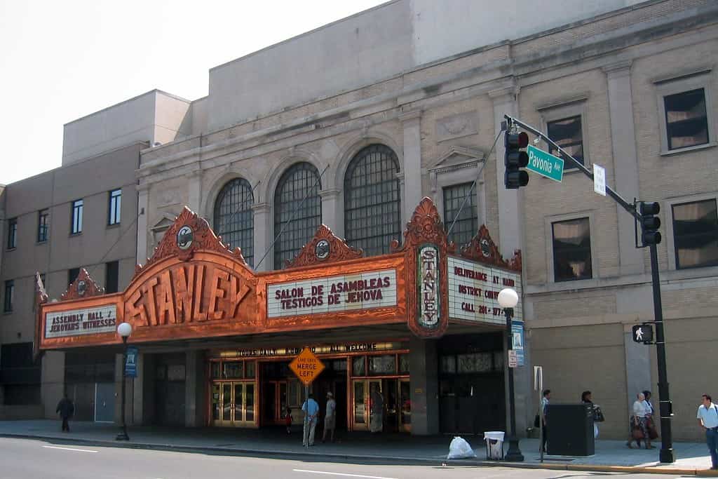 NJ - Jersey City: Stanley Theater