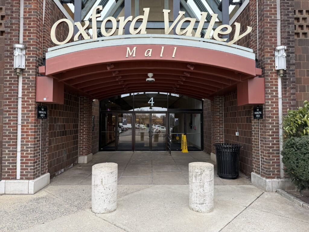 Oxford Valley Mall, Langhorne, PA Trades Retail for Residences 10 An entrance to the Oxford Valley Mall