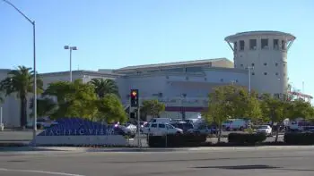 The Rise and Fall of Stores at Pacific View Mall, Ventura, CA