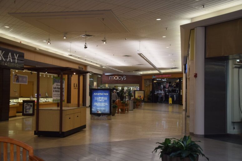 The Heart of Hilo, HI: Exploring Prince Kūhiō Plaza Mall