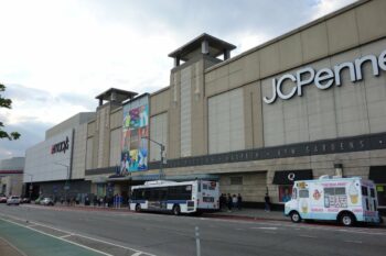 Queens Center Mall: Premier Shopping and Dining Hub in Elmhurst, NY