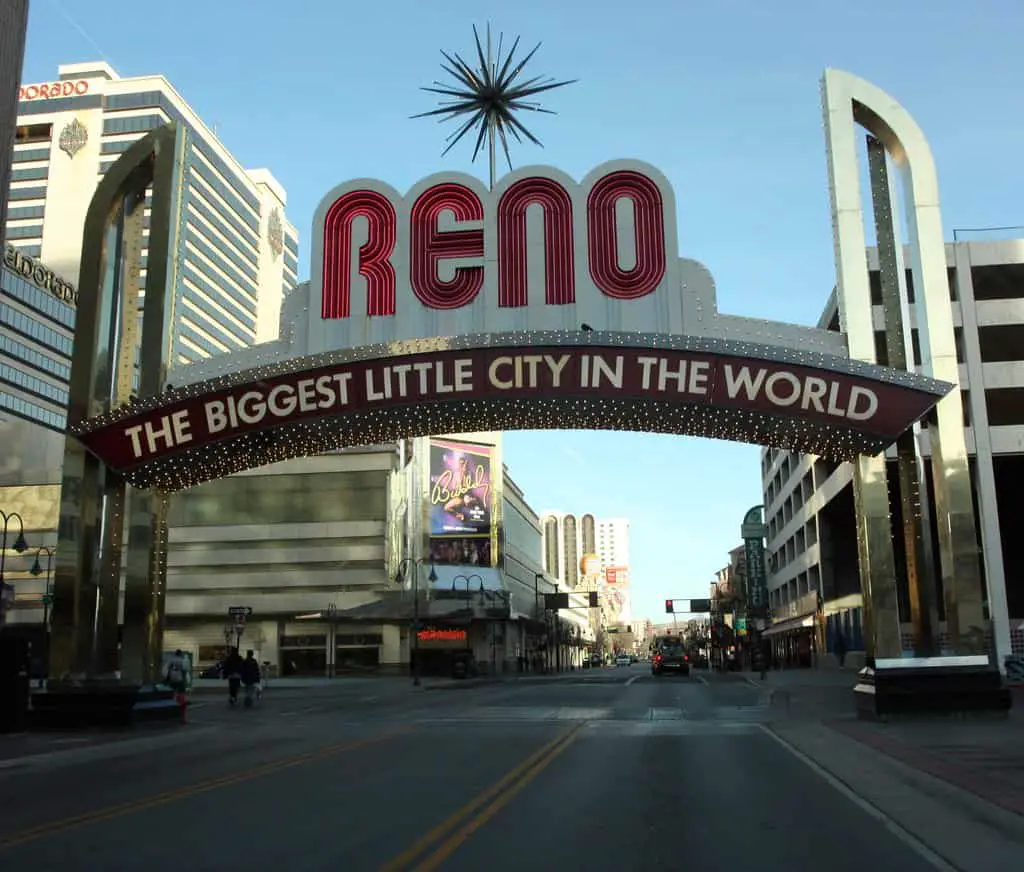 Reno Arch - Best tourist attractions in Reno