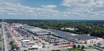 Rogers Plaza Town Center Mall, Wyoming, MI: Iconic Shopping in Kent County