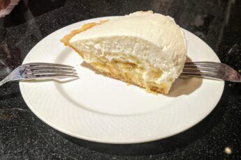 Sacramento California food Frank Fat's Banana Cream Pie