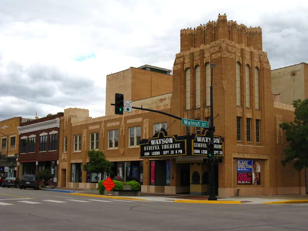 From Art to Outdoors: Explore the Best Things to Do in Salina, Kansas 1 Salina, Kansas