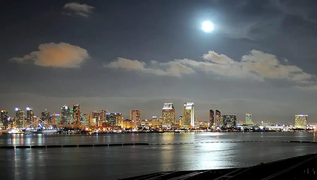 places to visit in San Diego, California, night evening