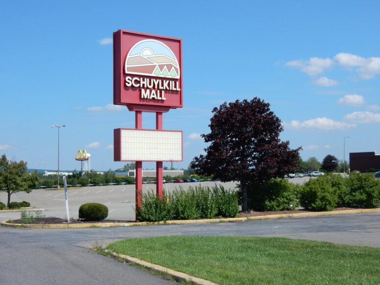 How Schuylkill Mall in Frackville, PA, Went from Bustling to Bulldozed