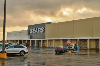 Sears Shopping Center Mall in Lincoln Park, MI: Where History Meets Modernity