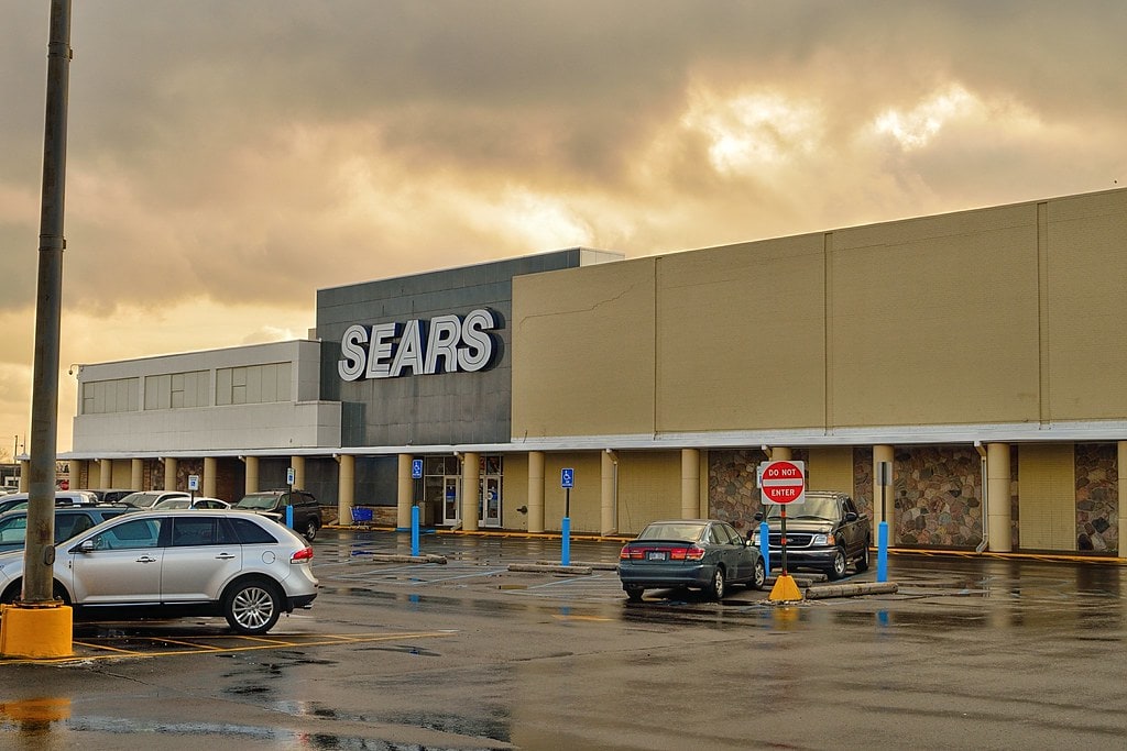 Sears Shopping Center in Lincoln Park