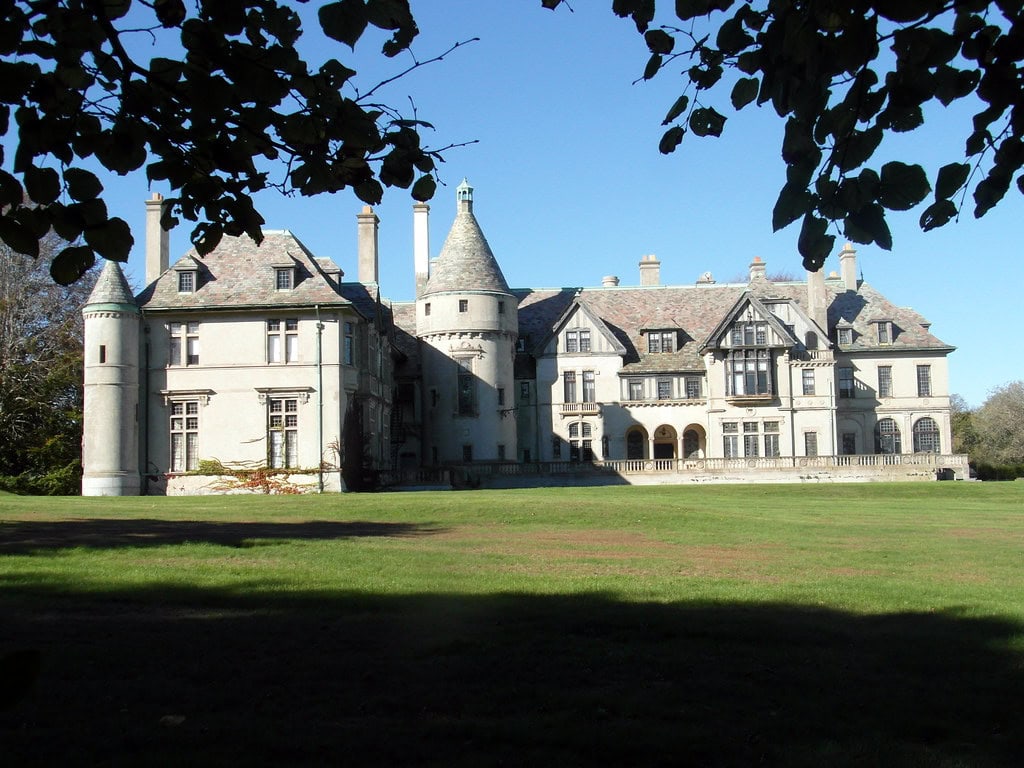 The Real Story Behind Seaview Terrace Mansion in Newport, RI 6 Seaview Terrace