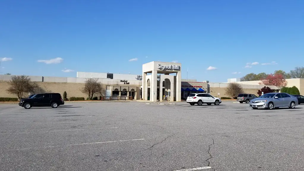 Signal Hill Mall in Statesville