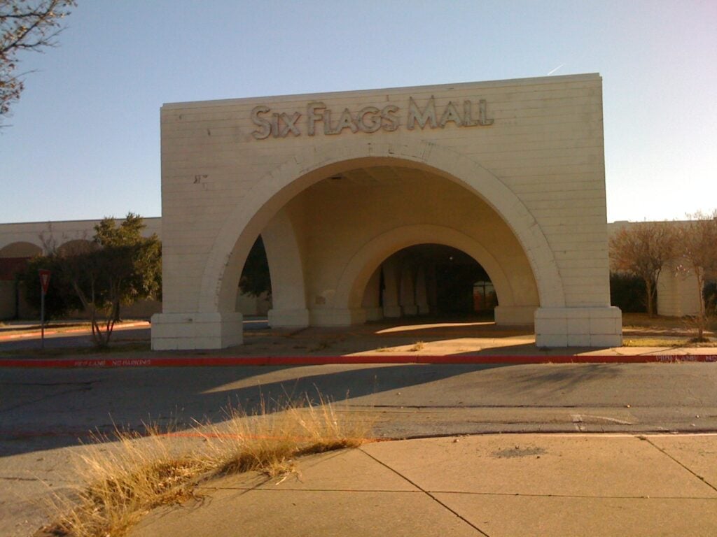 From Crowds to Closure: Forgotten Story of Six Flags Mall in Arlington, TX 10 Six Flags Mall