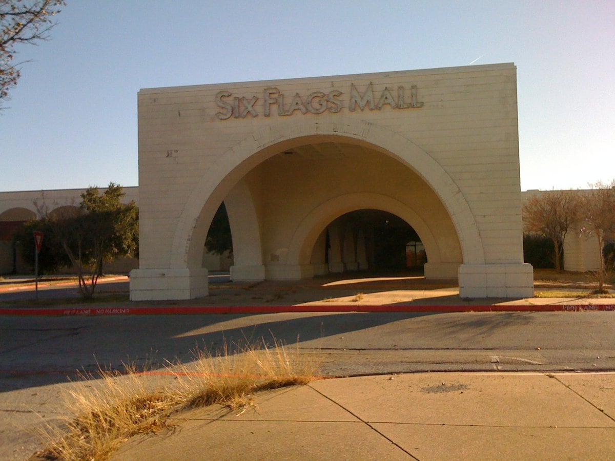 From Crowds to Closure: Forgotten Story of Six Flags Mall in Arlington, TX