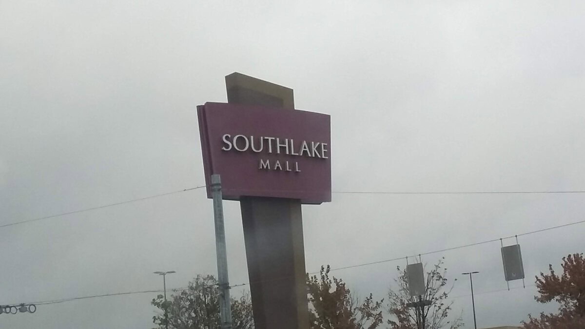 Is Southlake Mall in Merrillville, IN, Dying or Evolving?