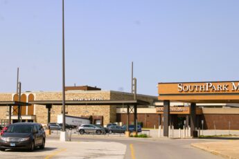 SouthPark Mall, Moline