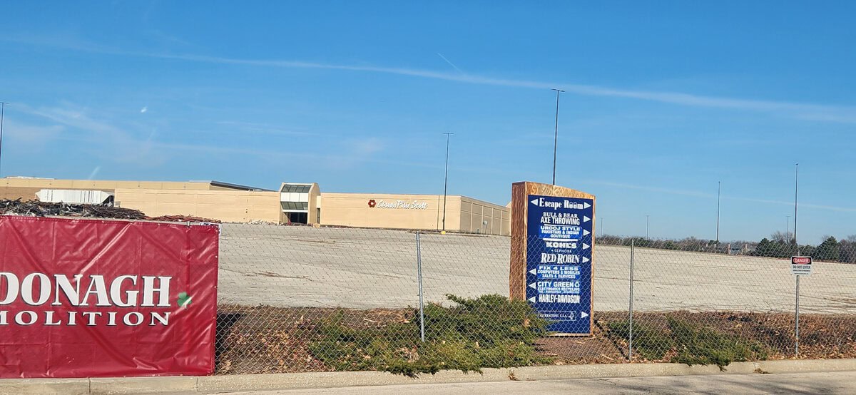 Gone Forever: Untold Story of Stratford Square Mall in Bloomingdale, IL