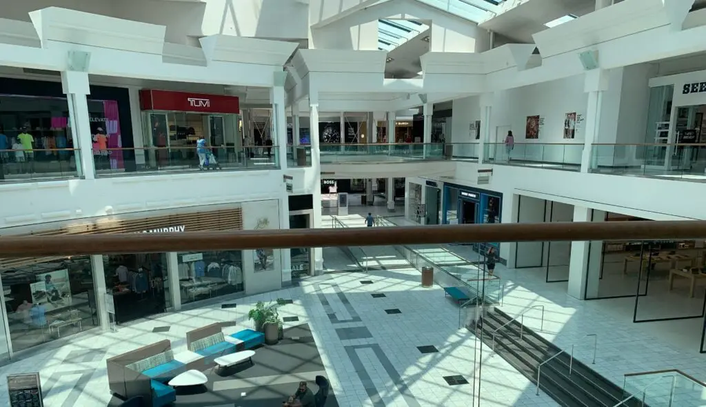 The Mall at Green Hills