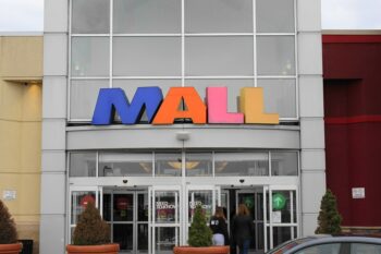 The Mall of New Hampshire, Manchester, NH: Discover the Evolution of a Retail Giant