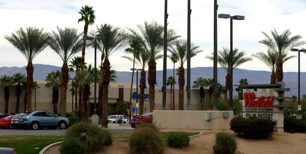 The Shops at Palm Desert