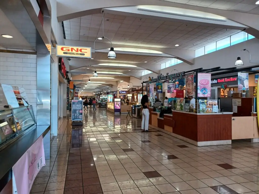 Weberstown Mall