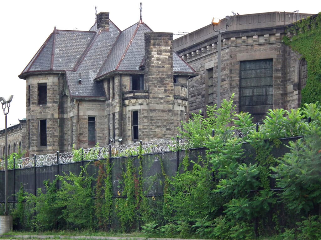 Western Penitentiary in Pittsburgh, PA: 200 Years Behind the Wall 10 Western Penitentiary