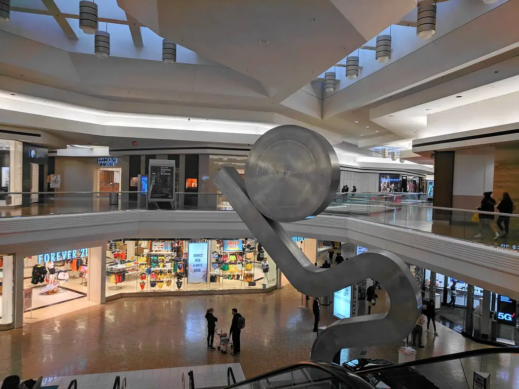 Westfarms Mall: Not a Dead Mall (Yet). Full Walkthrough. October 2022. West  Hartford, CT. 