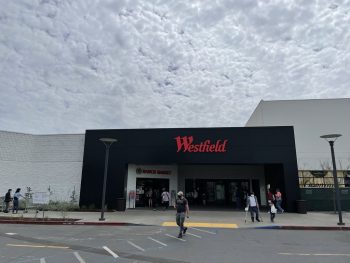Westfield Oakridge Mall, San Jose, CA: Where Fashion Meets Functionality