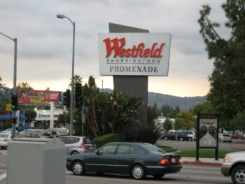 Abandoned Landmark – The Promenade Mall in Woodland Hills, CA