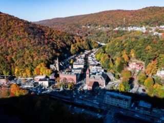 What is Jim Thorpe, Pennsylvania, Popular For?