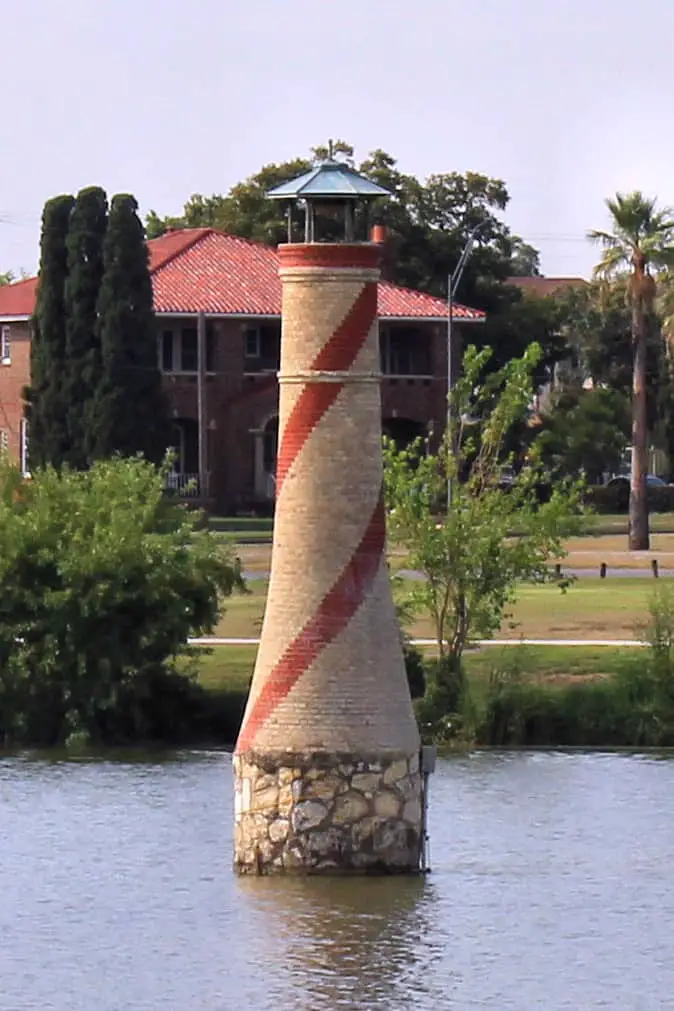 Woodlawn Lake Park Lighthouse